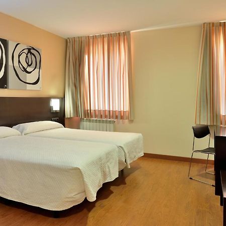 Hotel El Paso Honroso Hospital de Órbigo Pokoj fotografie