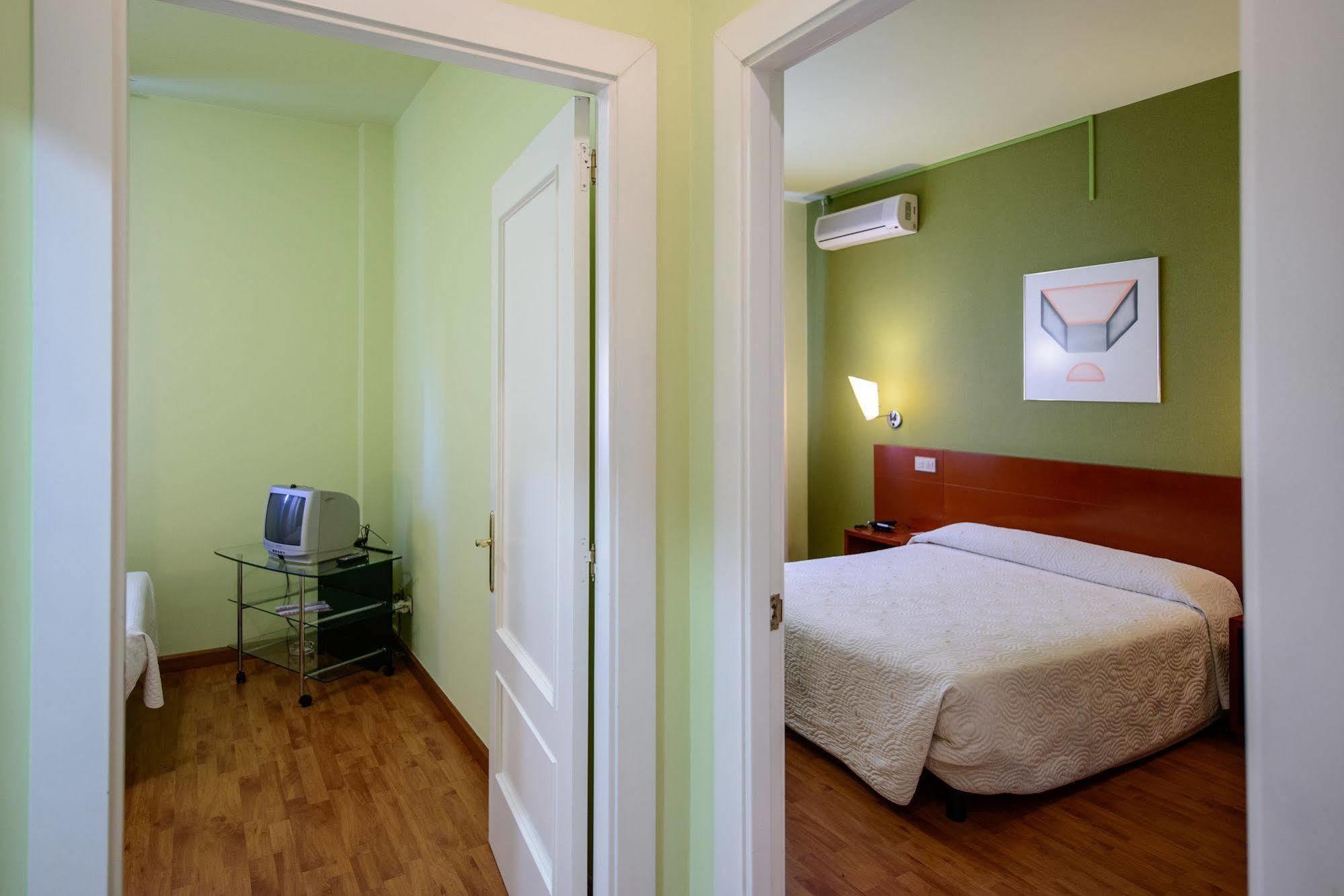 Hotel El Paso Honroso Hospital de Órbigo Exteriér fotografie